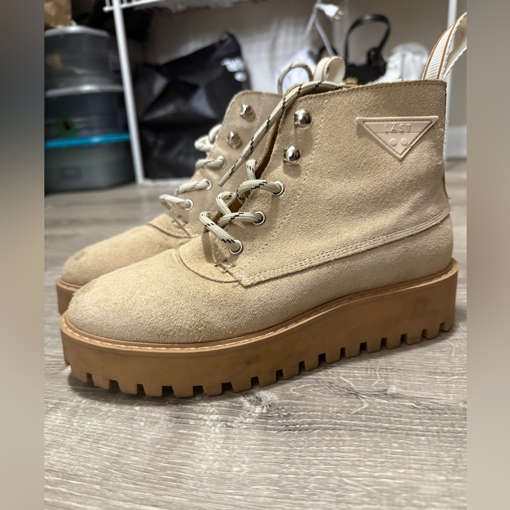 LAST Rocky Suede Cream Beige Combat Boots Size 36 US 6 women’s boots shoes